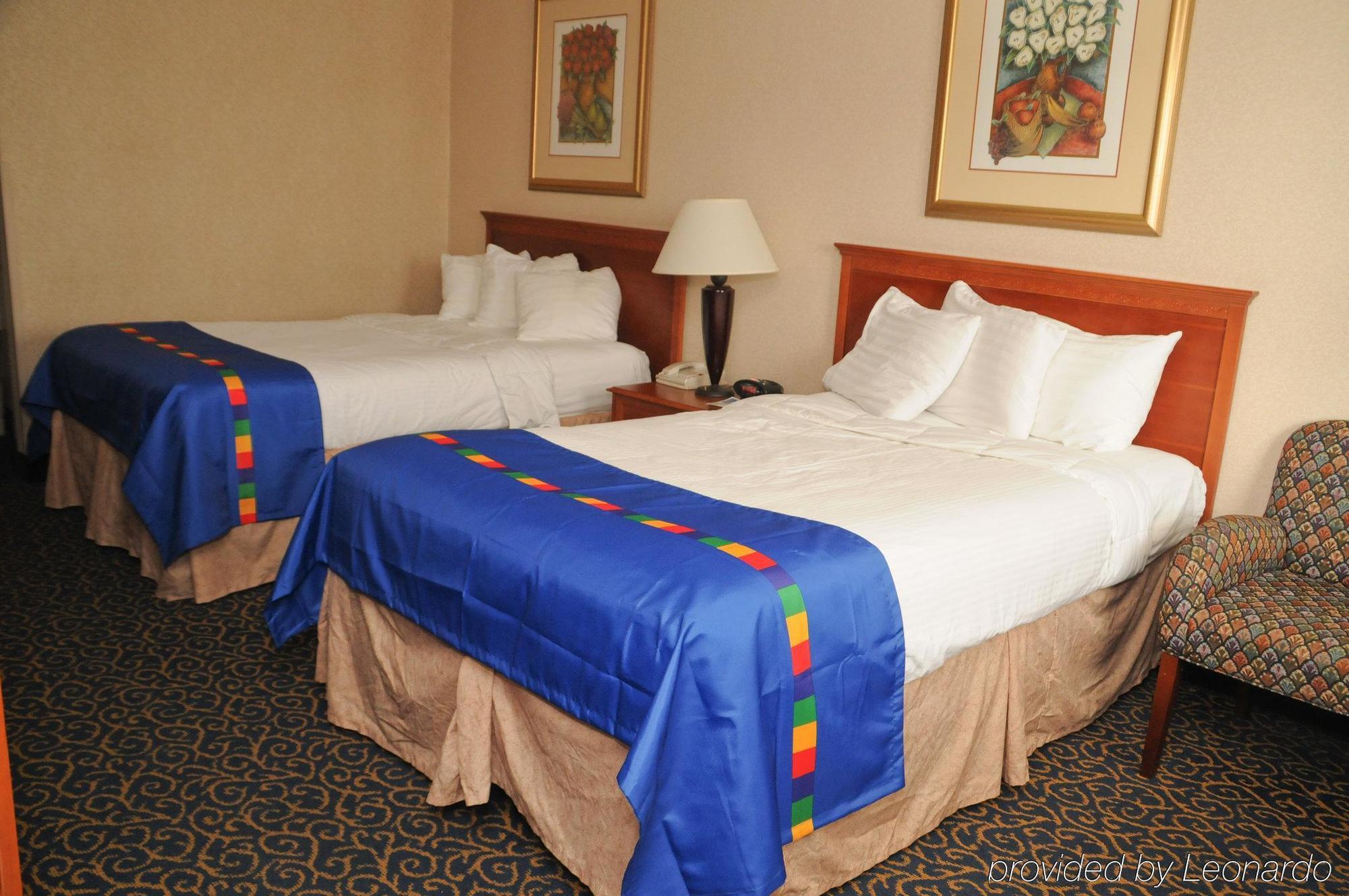 Park Inn By Radisson Harrisburg West Меканиксберг Номер фото